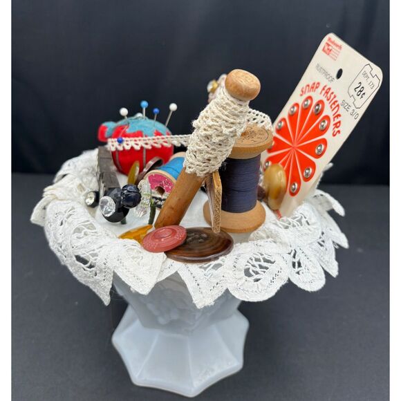 All Vintage Sewing Assemblage Sewing Room Seamstress Gift Decor - Picture 4 of 7